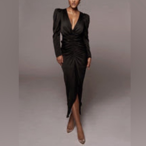 JLUXLABEL Dresses & Skirts - Jluxelabel Runched Olay Black Evening Dress